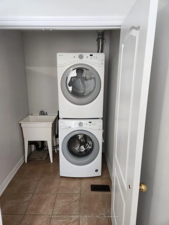 Additional image 17 of 43 Sprucewood Rd