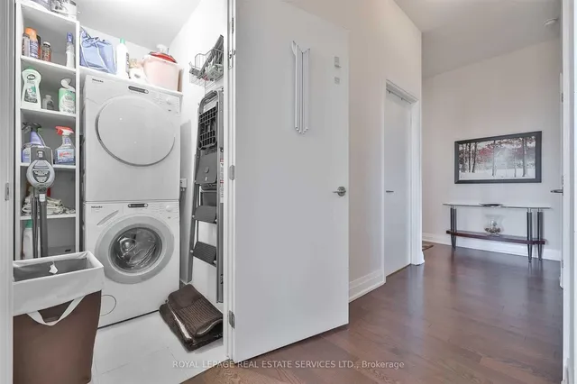 Additional image 31 of 80 John St Unit 4406