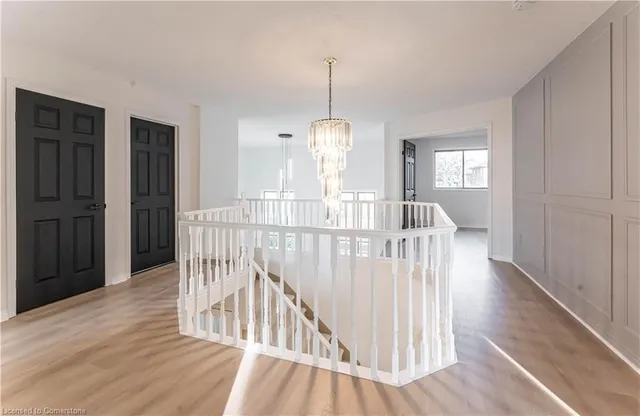 Additional image 33 of 67 Bridgeport Cres