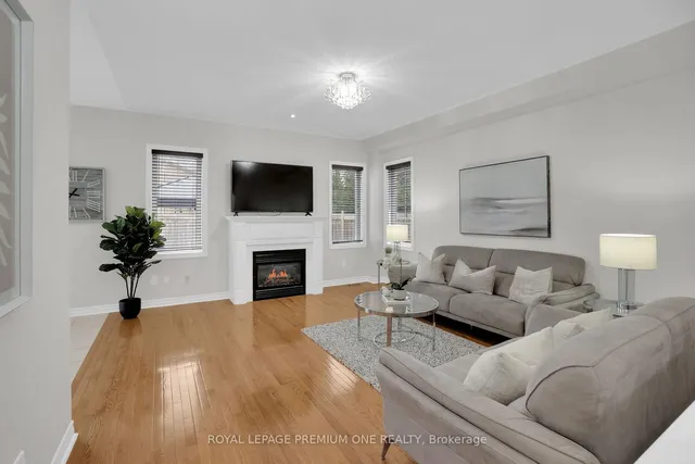 Additional image 6 of 8 Templeton Crt