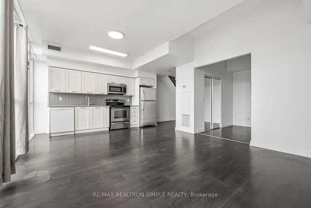 Additional image 11 of 169 Fort York Blvd Unit 926