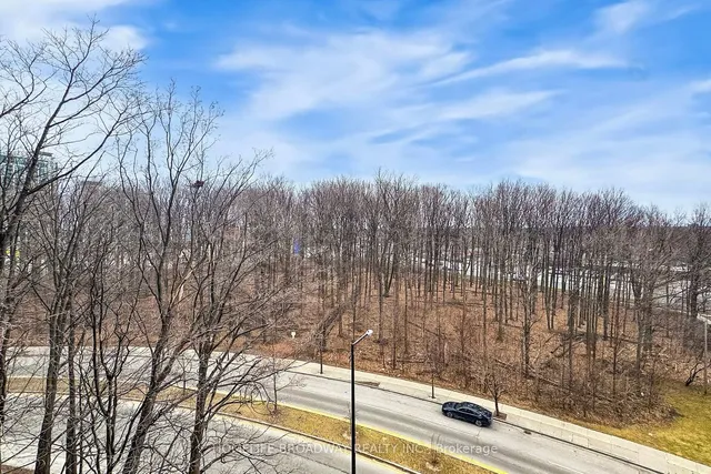 Additional image 40 of 190 Borough Dr Unit 803