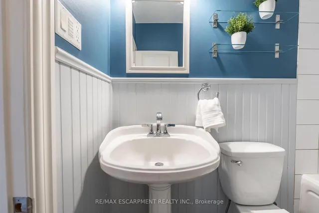 Additional image 35 of 5433 Sixth Line