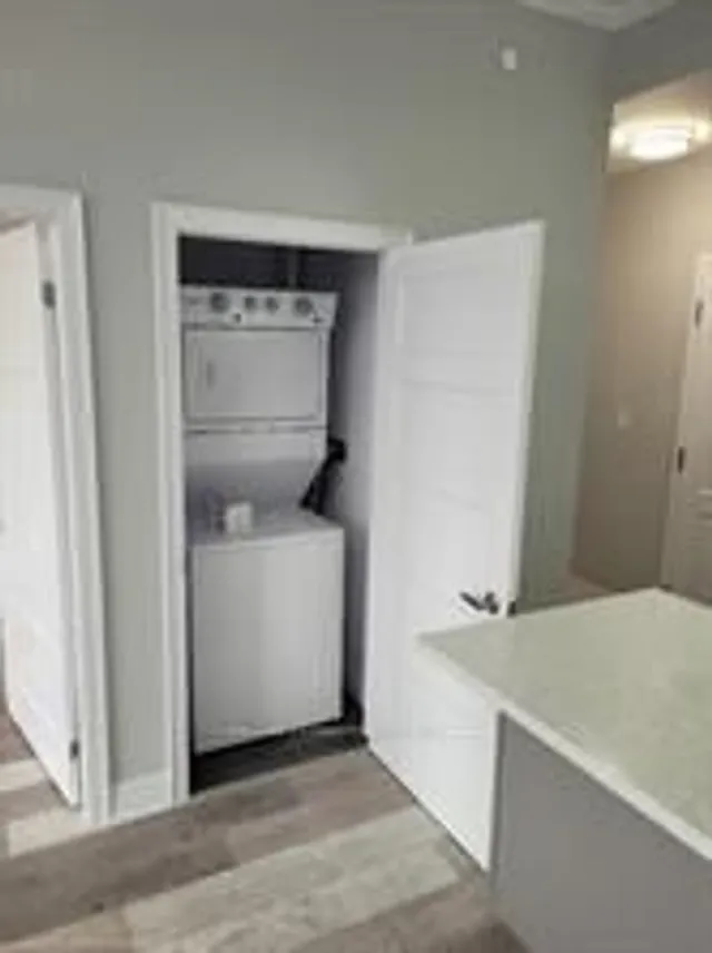 Additional image 10 of 450 Dundas St Unit 421