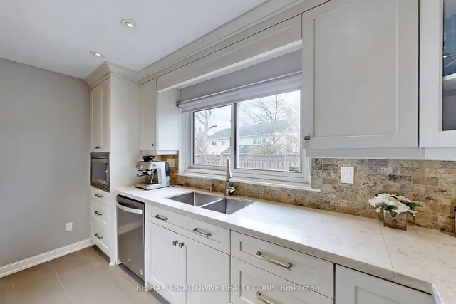 Additional image 12 of 2362 Canso Rd