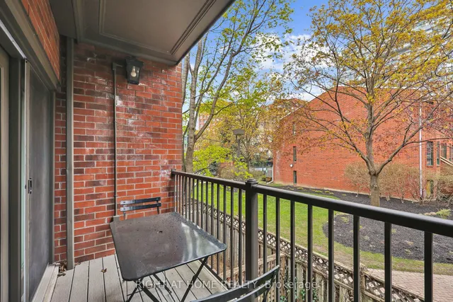 Additional image 37 of 636 Wellington St