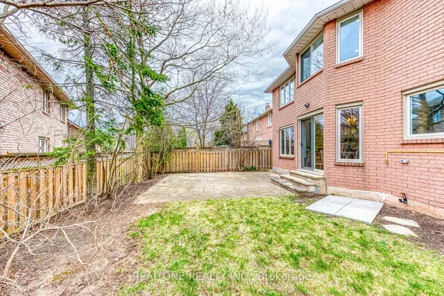 Additional image 44 of 2075 Banbury Cres