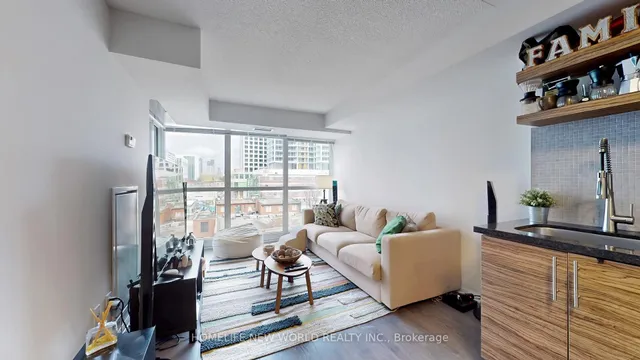 Additional image 3 of 400 Adelaide St Unit 717