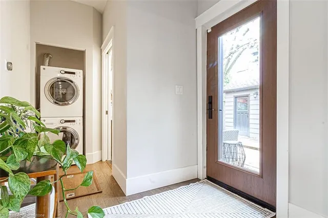 Additional image 10 of 294 Caroline St