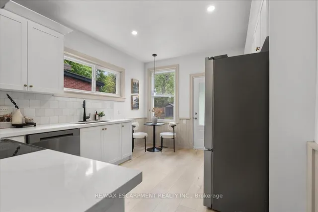 Additional image 10 of 68 Alanson St