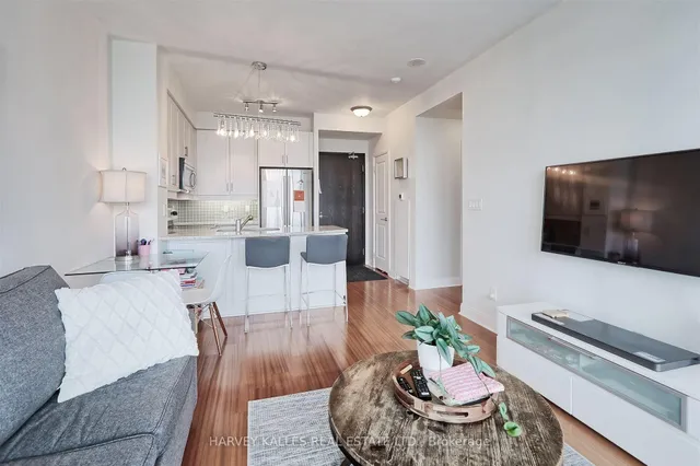 Additional image 10 of 18 Yorkville Ave Unit 2906