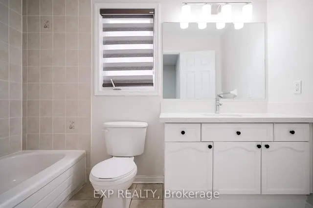 Additional image 23 of 668 Hamilton Cres