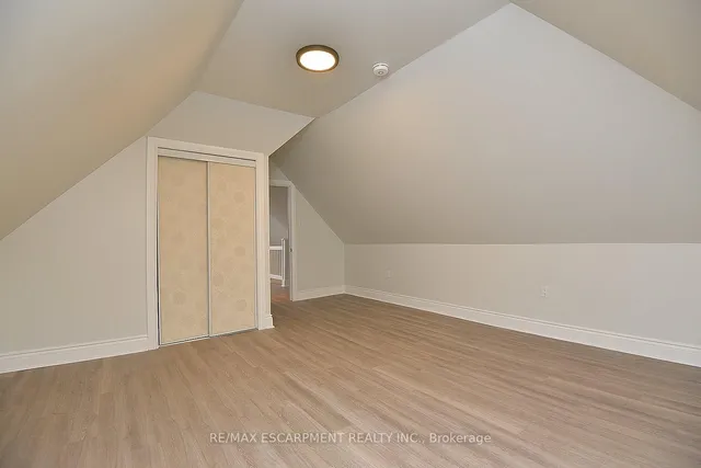 Additional image 39 of 66 Erie Ave