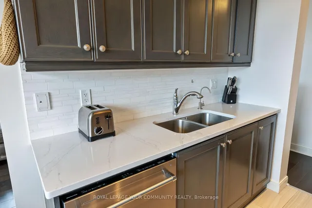 Additional image 26 of 825 Church St Unit 611