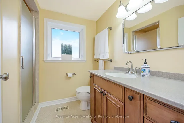 Additional image 26 of 35 Inglewood Dr