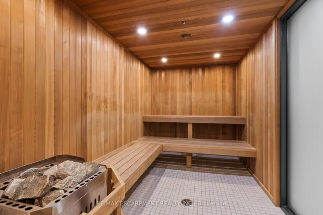 Additional image 23 of 3210 Dakota Common Unit A616