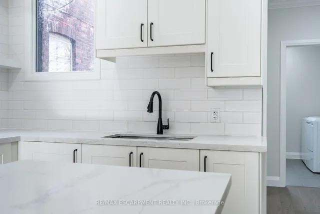 Additional image 11 of 57 Madison Ave