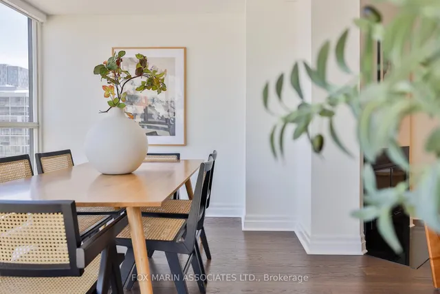 Additional image 35 of 701 King St Unit 1013