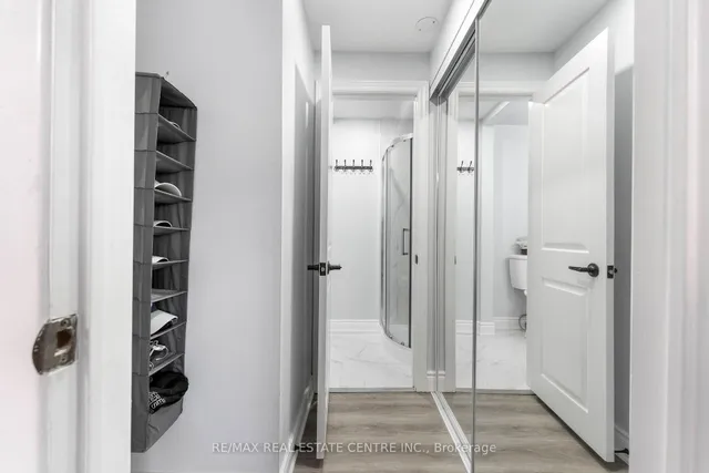 Additional image 25 of 44 Abelard Ave