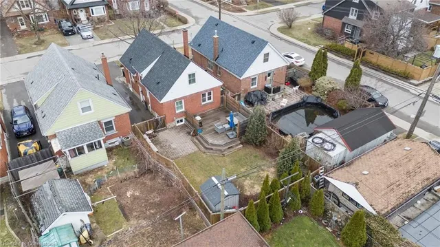 Additional image 38 of 169 Huxley Ave