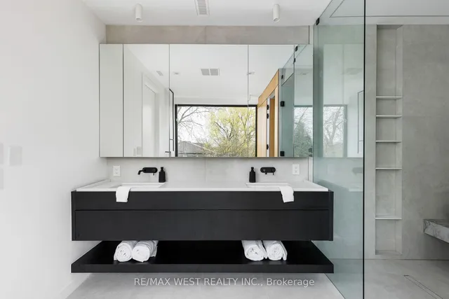 Additional image 33 of 310 Patricia Ave