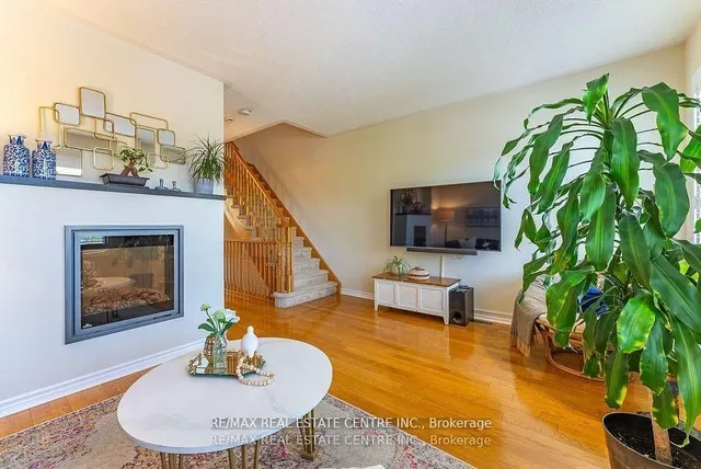 Additional image 14 of 3071 Treadwells Dr Unit 13