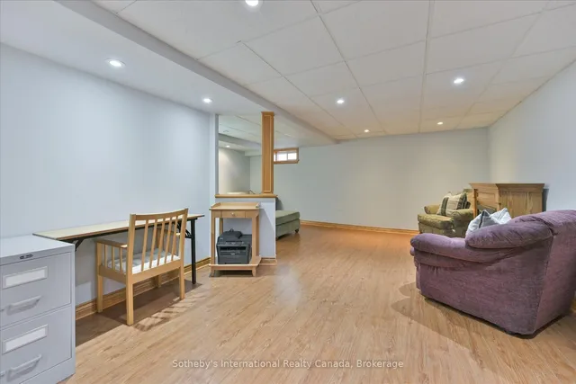 Additional image 28 of 20 Marblehead Cres