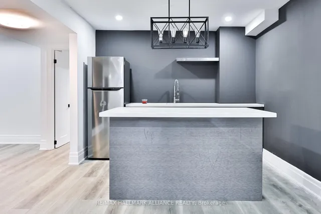 Additional image 34 of 2309 Dunedin Rd