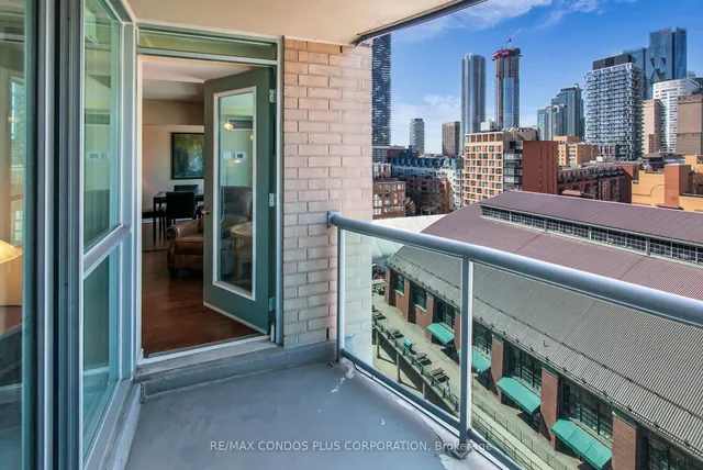 Additional image 29 of 109 Front St Unit 1135