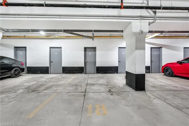 Additional image 32 of 16 Markle Cres Unit 403