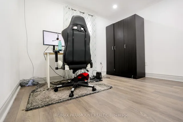 Additional image 40 of 10 Burnham Cres