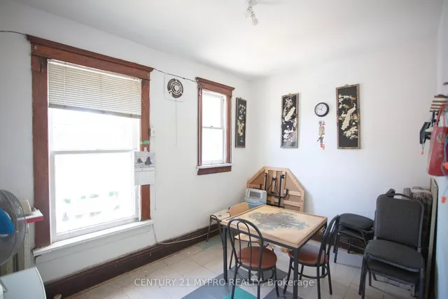 Additional image 5 of 35 Huron St