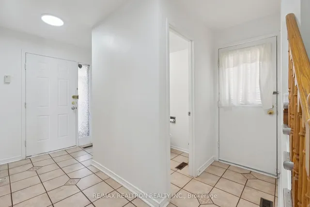 Additional image 48 of 89 Port Royal Tr