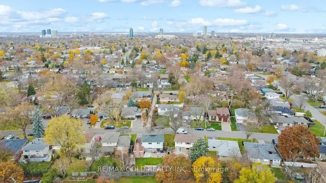 Additional image 41 of 59 Roberts Cres