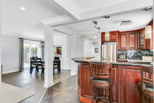 Additional image 2 of 122 Sun Row Dr