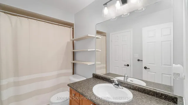 Additional image 26 of 31 Silver Willow Tr