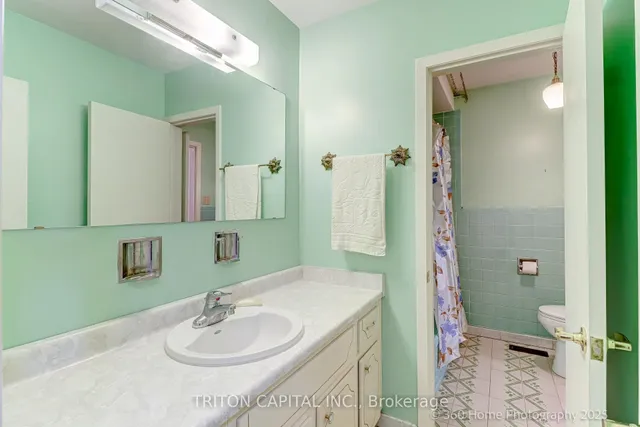 Additional image 24 of 77 Fontainbleau Dr