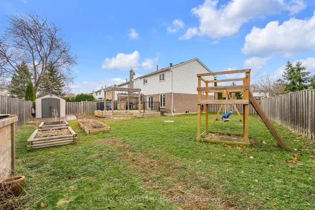 Additional image 34 of 2377 Cotswold Cres