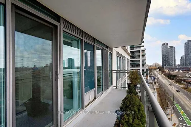 Additional image 11 of 2121 Lake Shore Blvd Unit 1203