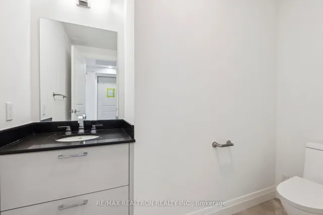 Additional image 32 of 285 Avenue Rd Unit 601