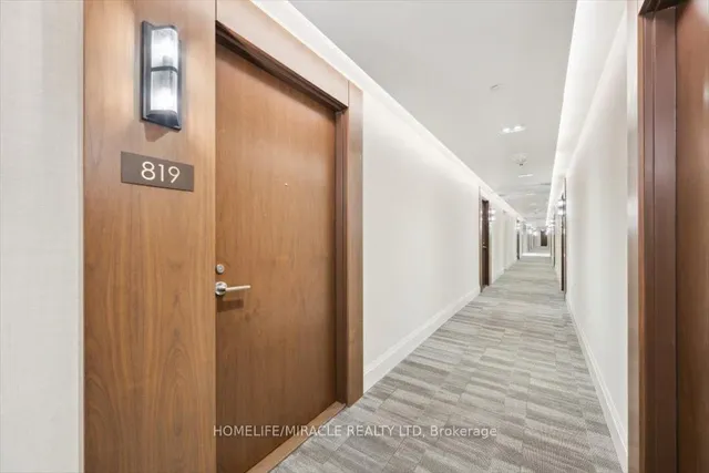 Additional image 4 of 1050 Main St Unit 819