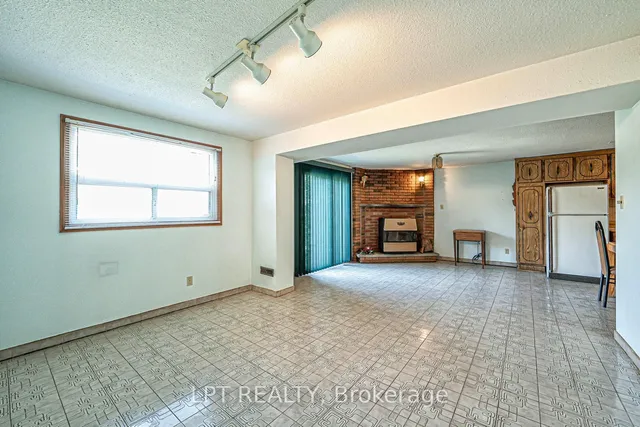 Additional image 36 of 71 Arthur Griffith Dr