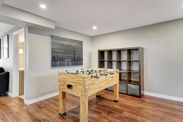 Additional image 29 of 41 Yeoville Crt