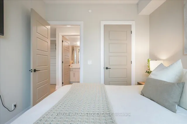 Additional image 37 of 2025 Maria St Unit 1401