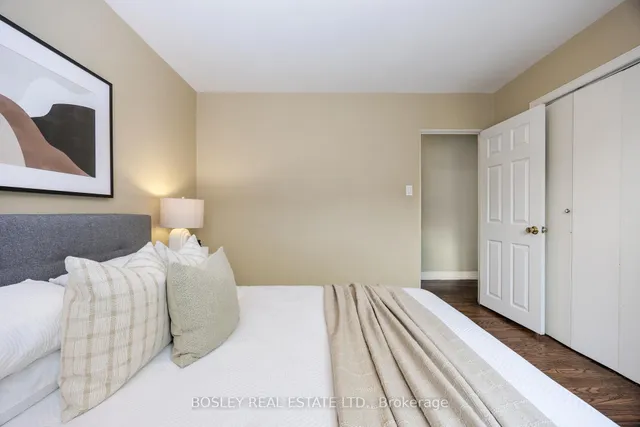 Additional image 13 of 106 Brenda Cres