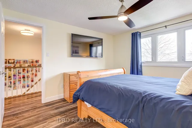 Additional image 20 of 94 Rushmore Cres