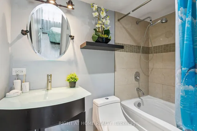 Additional image 28 of 451 The West Mall N/A Unit 1616