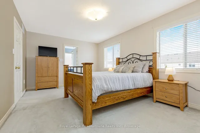 Additional image 18 of 13 Robarts Dr