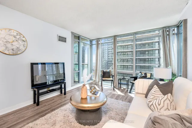 Additional image 9 of 81 Navy Wharf Crt Unit 2909
