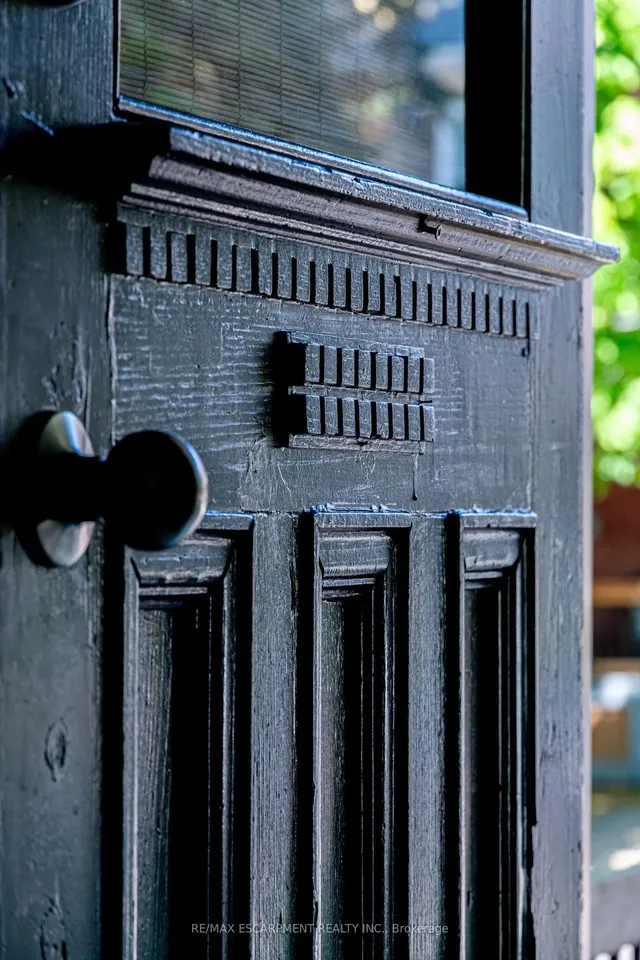 Additional image 5 of 30 Cedar Ave